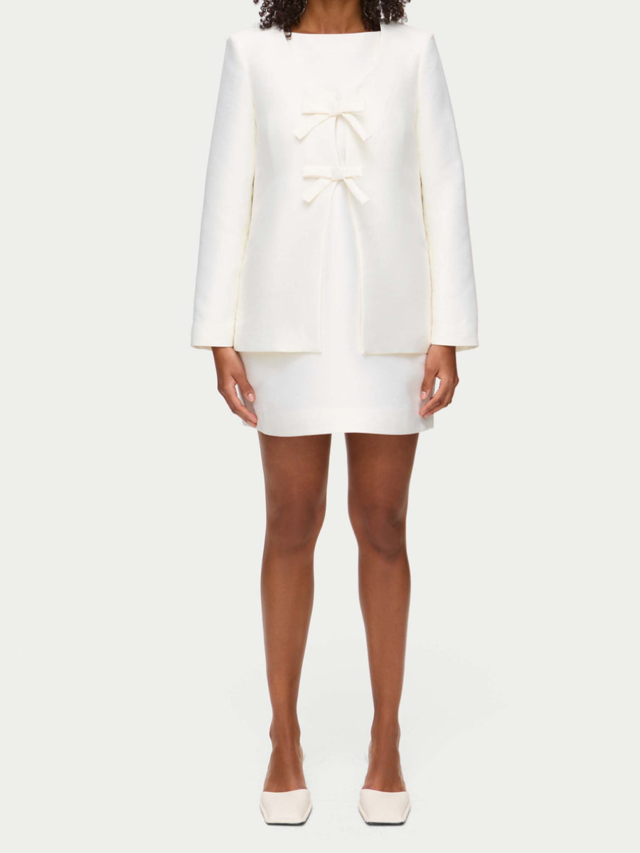 Bow Coat